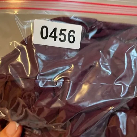 FLORAL Button Up Top - Picture 7 of 7